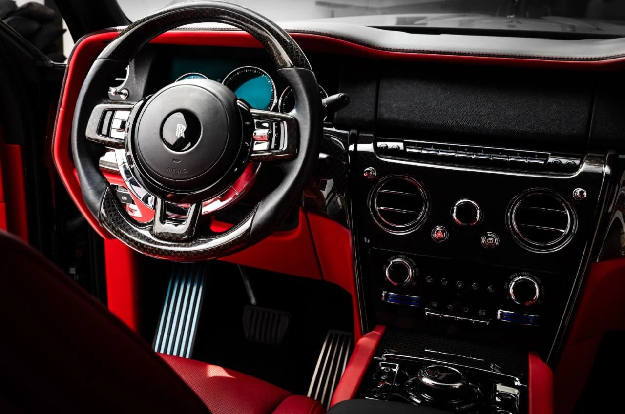 Rolls-Royce Rolls Royce Cullinan Black Badge 2022 - Luxury Car thumbnail NaN